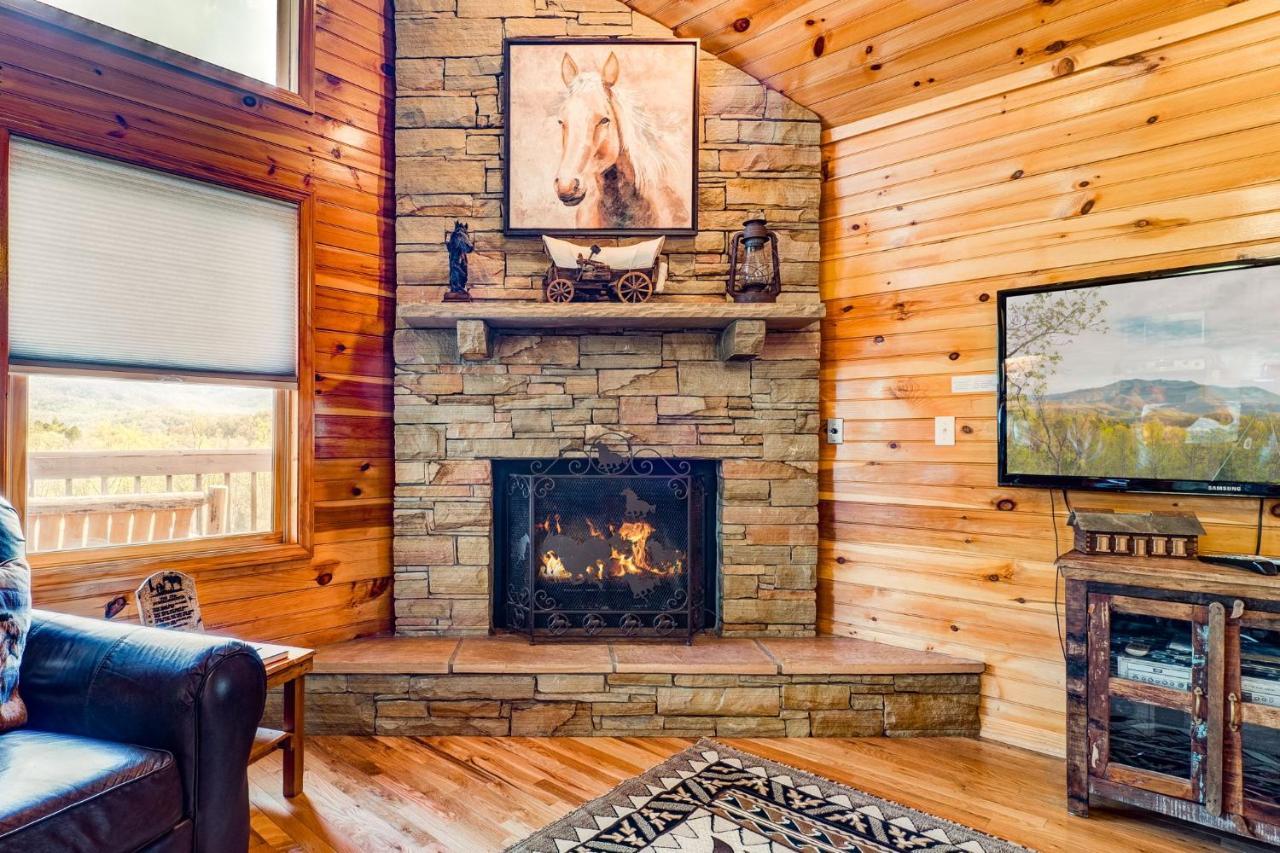 Holiday home Unbridled Memories Luxury Log Cabin *