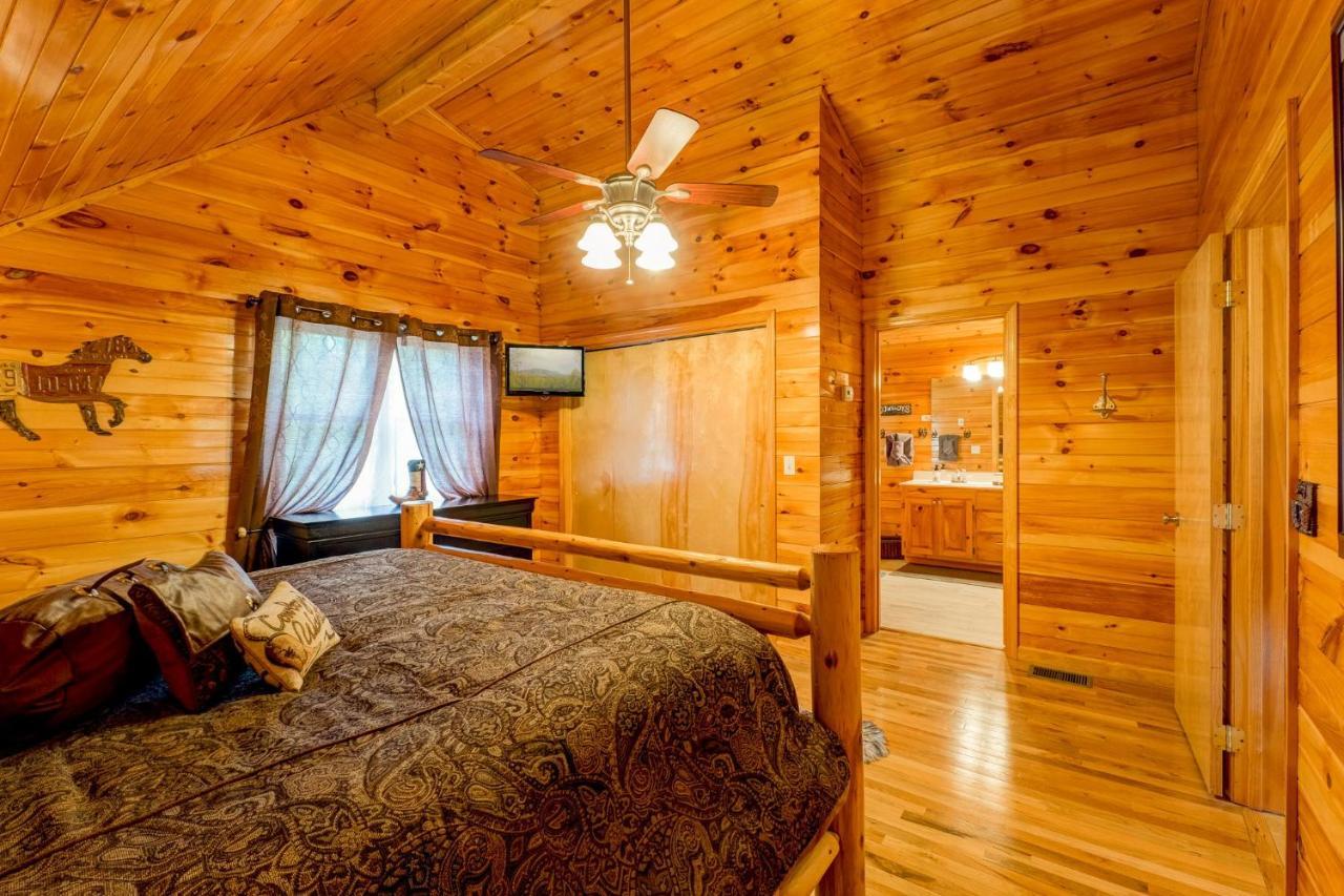 Unbridled Memories Luxury Log Cabin Holiday home Gatlinburg