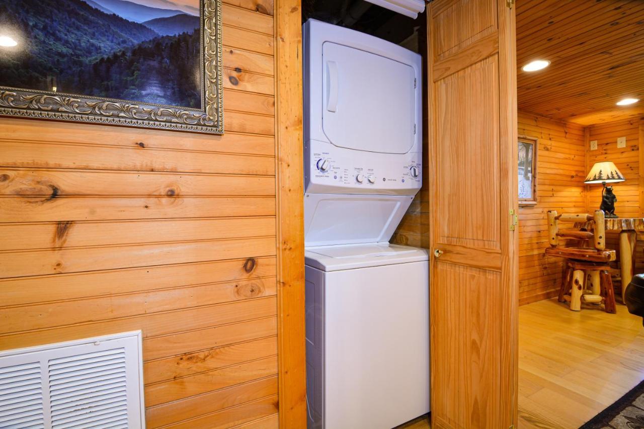 - Moonlight Mountain Views Holiday home