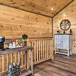 Modern Cabin With Hot Tub And Game Room In Gatlinburg!