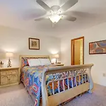 Nana\'S Retreat, 2 Bedrooms, Pool, Golf, Pet Friendly, Sleeps 6