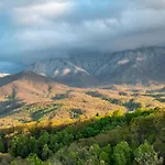 Majestic Leconte