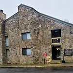 Hiker\'S Hideaway