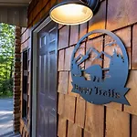 Happy Trails - Cobbly Nob Resort Home