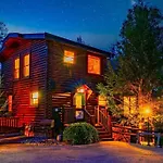 Stunning Mountain Cabin W/ Views