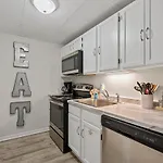 Peaceful Gatlinburg Downtown Condo - 10 Mins Walk To Main Strip