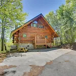 Smoky Mountain Vacation Rental Cabin With Hot Tub!