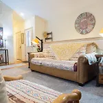 Sasquatch Lodge Cde Sleeps 35