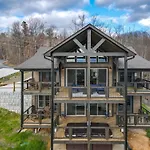 Pine Top Paradise
