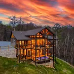 Pine Top Paradise