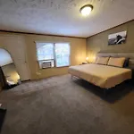 Arrow Creek Camp And Cabins