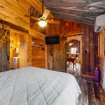 Great Smoky Hideout