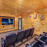 The Big Willow Retreat By Stony Brook Cabins