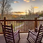 Majestic Views Holiday Home