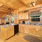 Relaxing And Secluded 2Br W Stunning Views! Free Attraction Tickets