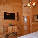 Smoky Mountain Heaven Vi, 5 Luxury King Suites