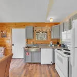 Greenbrier Woods Cabin