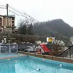 Riverside Motor Lodge