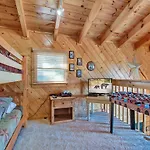 Irish Blessings- One-Bedroom Cabin