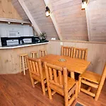 1125 Bear Ridge