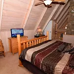 1125 Bear Ridge