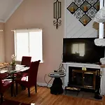The Summit #6301 - 3 Bedroom All Queens