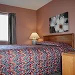 The Summit #4307- 3 Bedroom 2 Queens 2 Twins