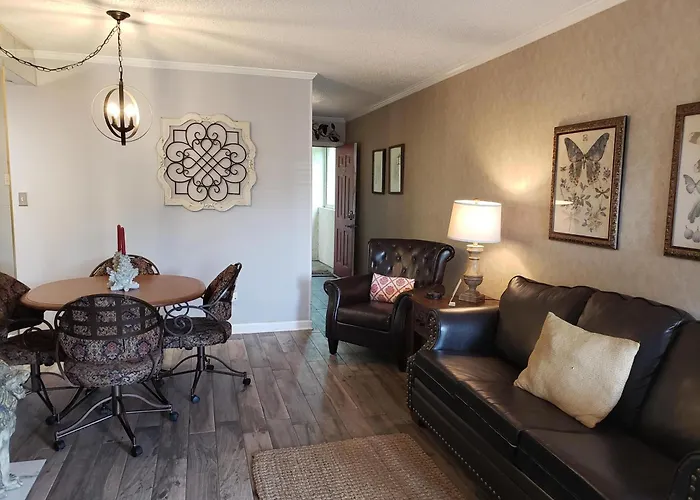 Gatlinburg Chateau Condo 401