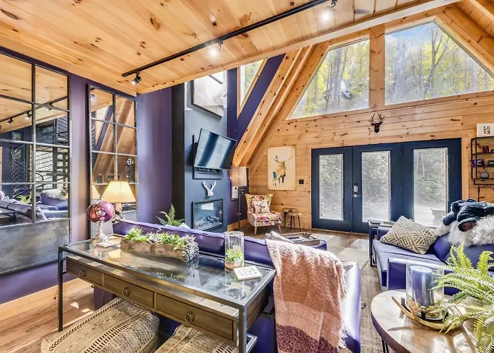 Whispering Waters Cabin