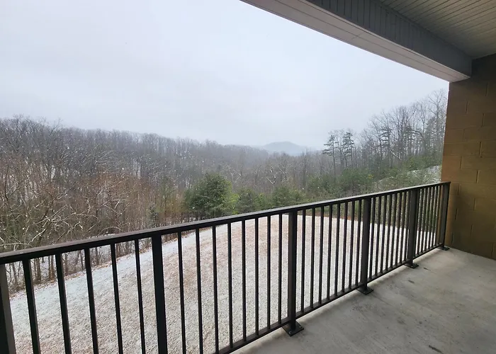 Venus Lodges 136 By Stony Brook Cabins