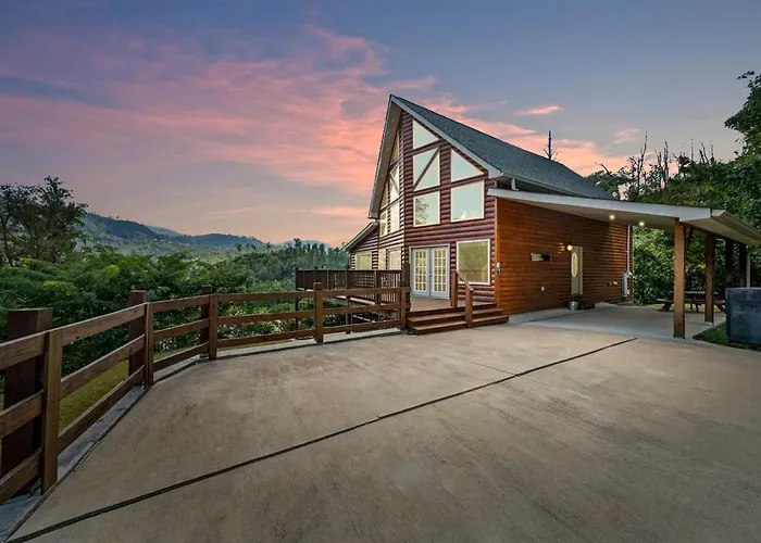 Luxurious 5Br W Amazing Views Gameroom Hot Tub Free Attraction Tickets