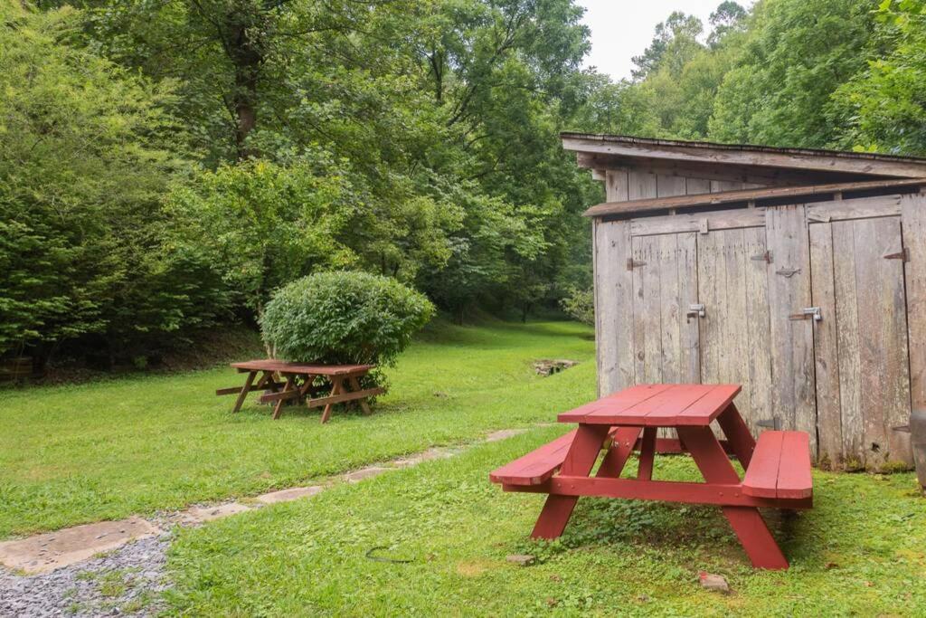 Holiday home Beary Wild Cabin In The Smokies *