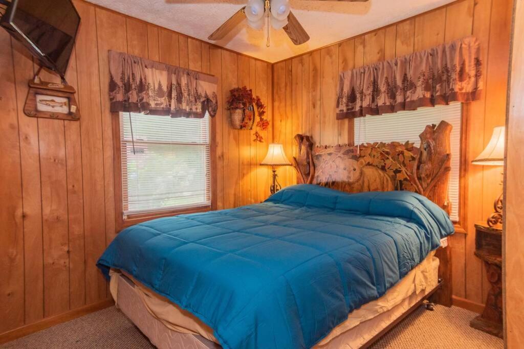 Beary Wild Cabin In The Smokies Holiday home *