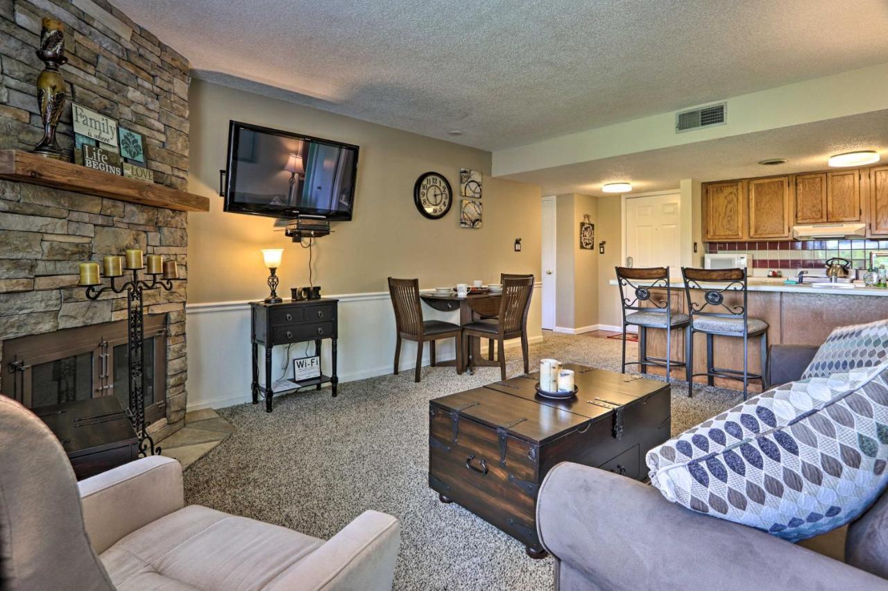 With Pool And Grill Access About 4 Mi To Gatlinburg! Apartment *
