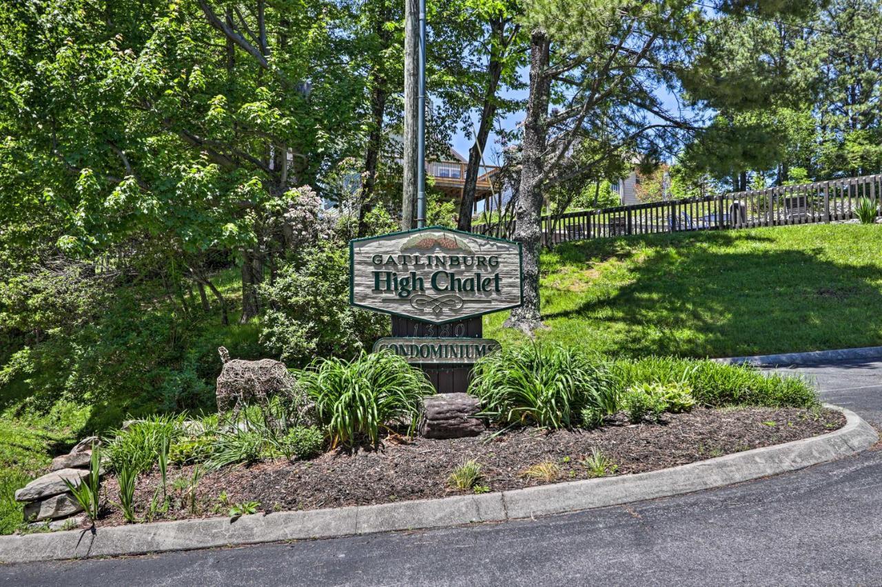 Apartment With Pool And Grill Access About 4 Mi To Gatlinburg!