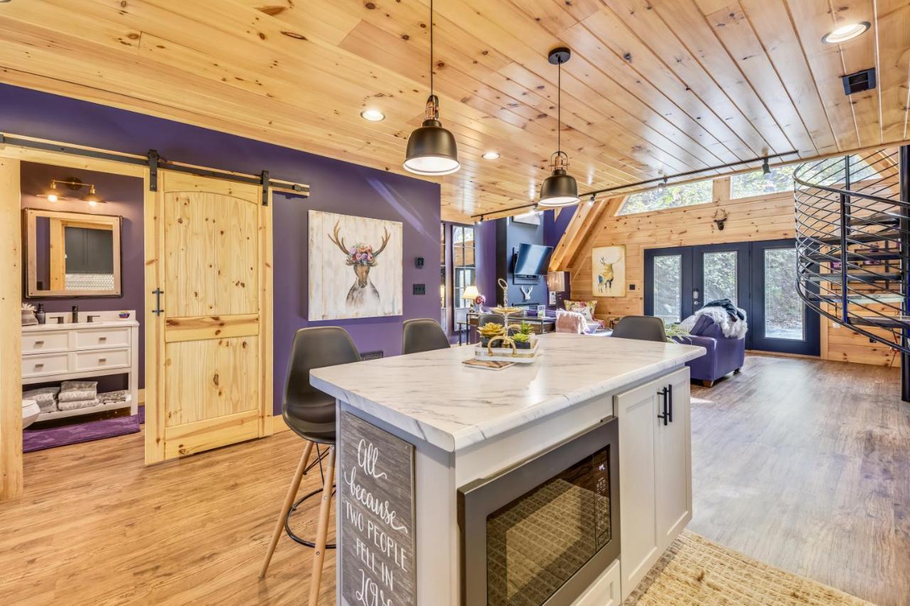 Whispering Waters Cabin Gatlinburg