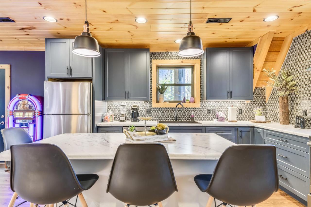 Whispering Waters Cabin