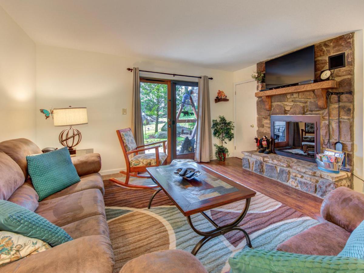 Nana's Retreat, 2 Bedrooms, Pool, Golf, Pet Friendly, Sleeps 6 *