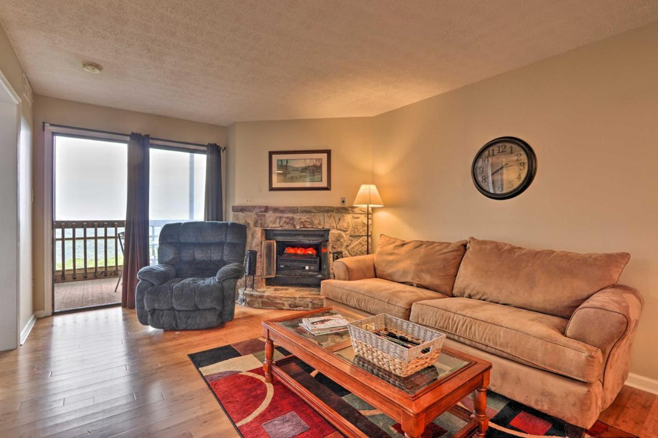 Cozy With Pool Access! Apartment