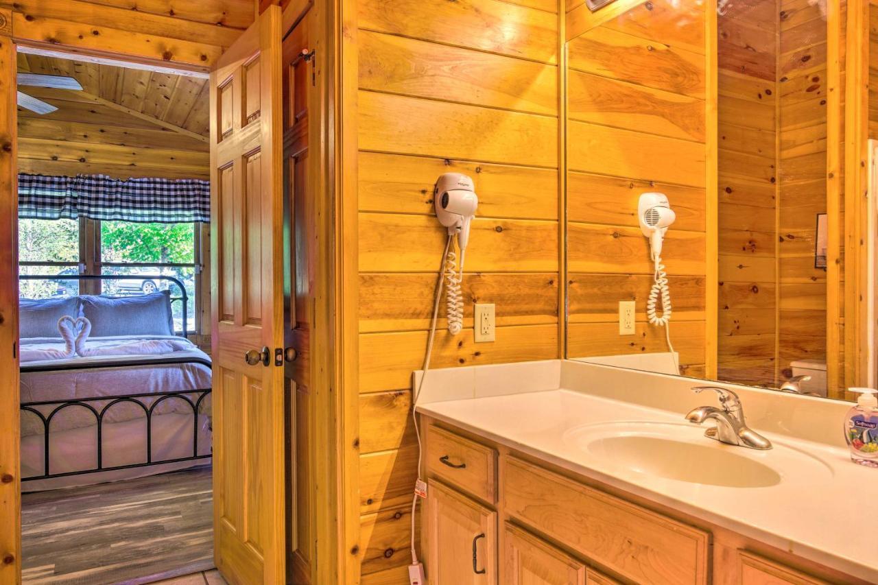 Holiday home Bear Paw With Hot Tub And Pool Table! *