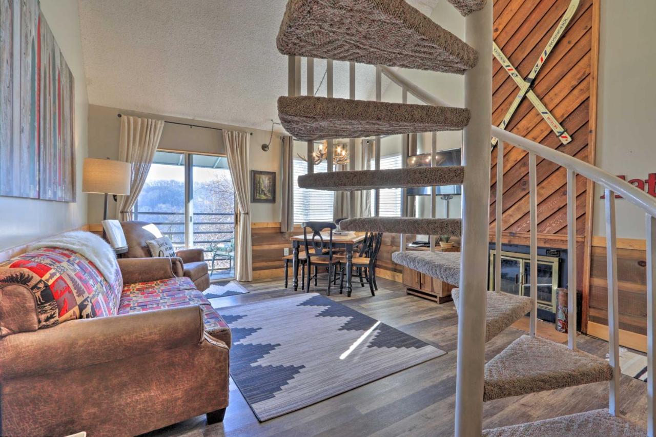 Unique Smokies Shack With Mountain-top View Apartment *