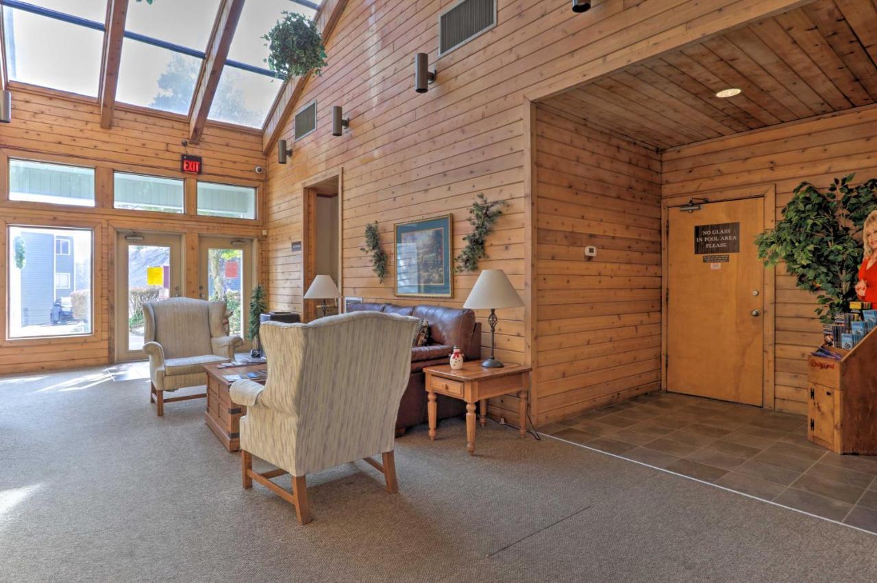 Unique Smokies Shack With Mountain-top View *
