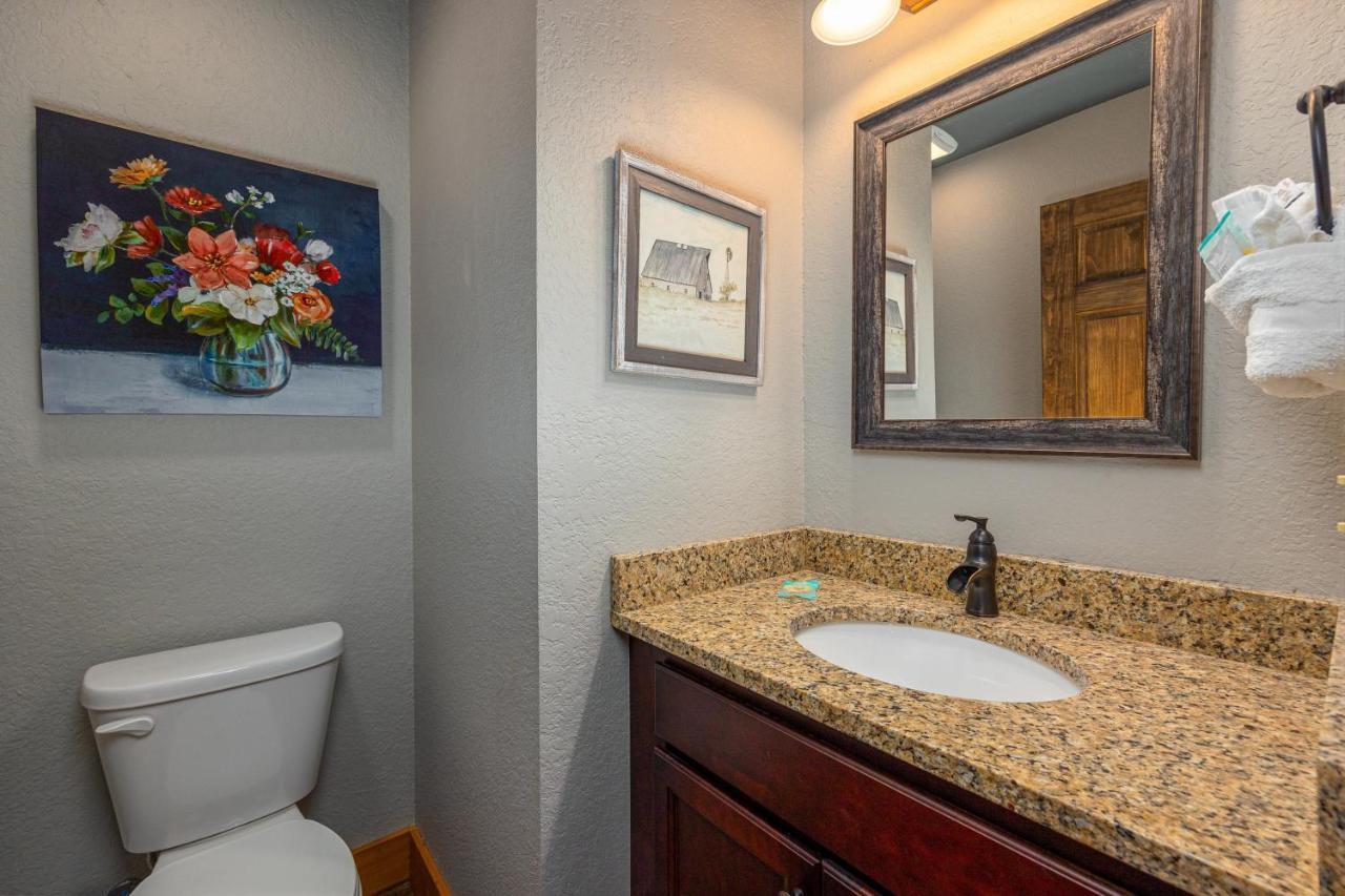 Mountain Sunrise Pool Holiday home Gatlinburg