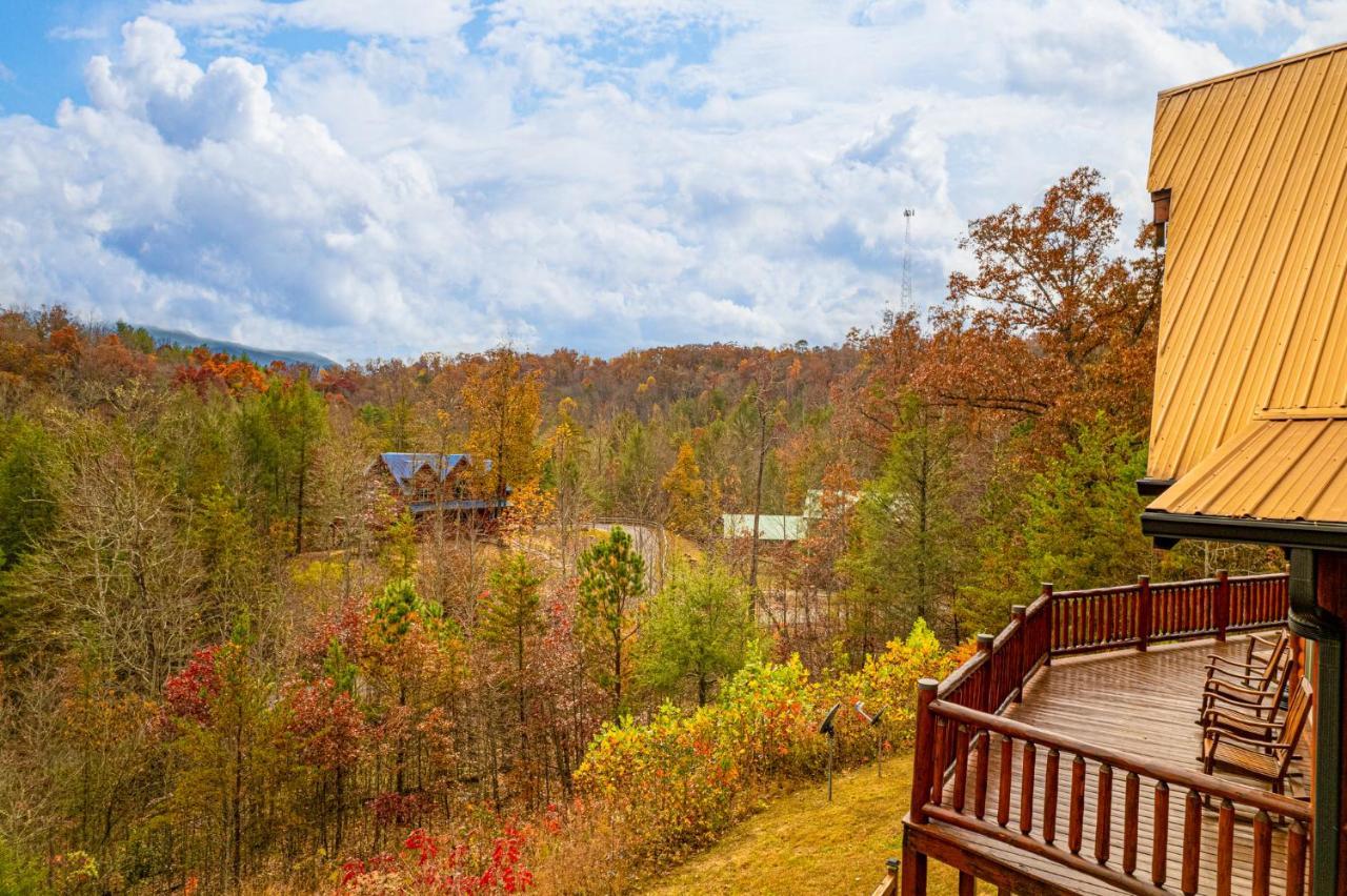 Ridge View Nature And Mountain View - Hot Tub - Firepit - Yard - Games Gatlinburg