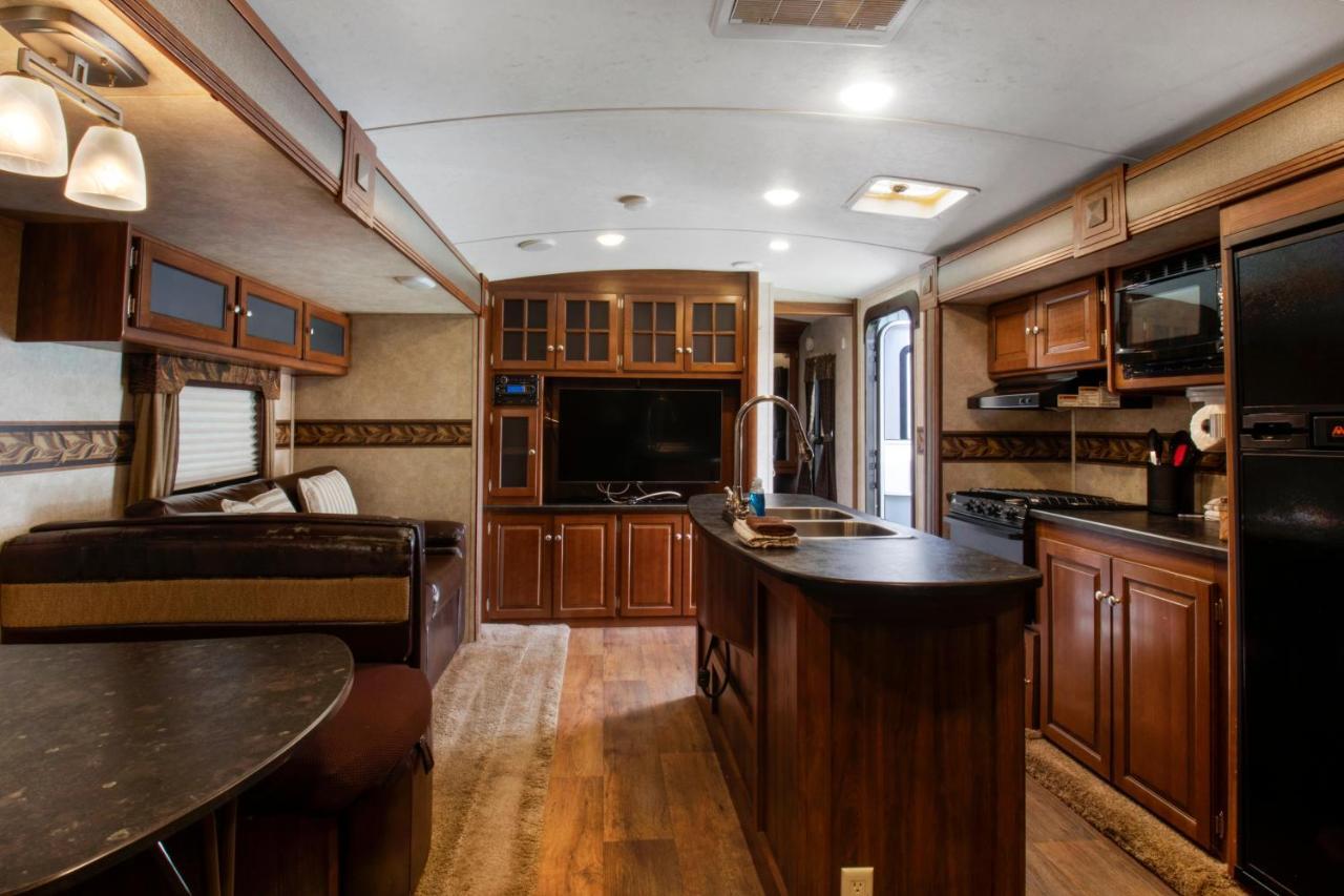 Arrow Creek Camp And 2* Gatlinburg
