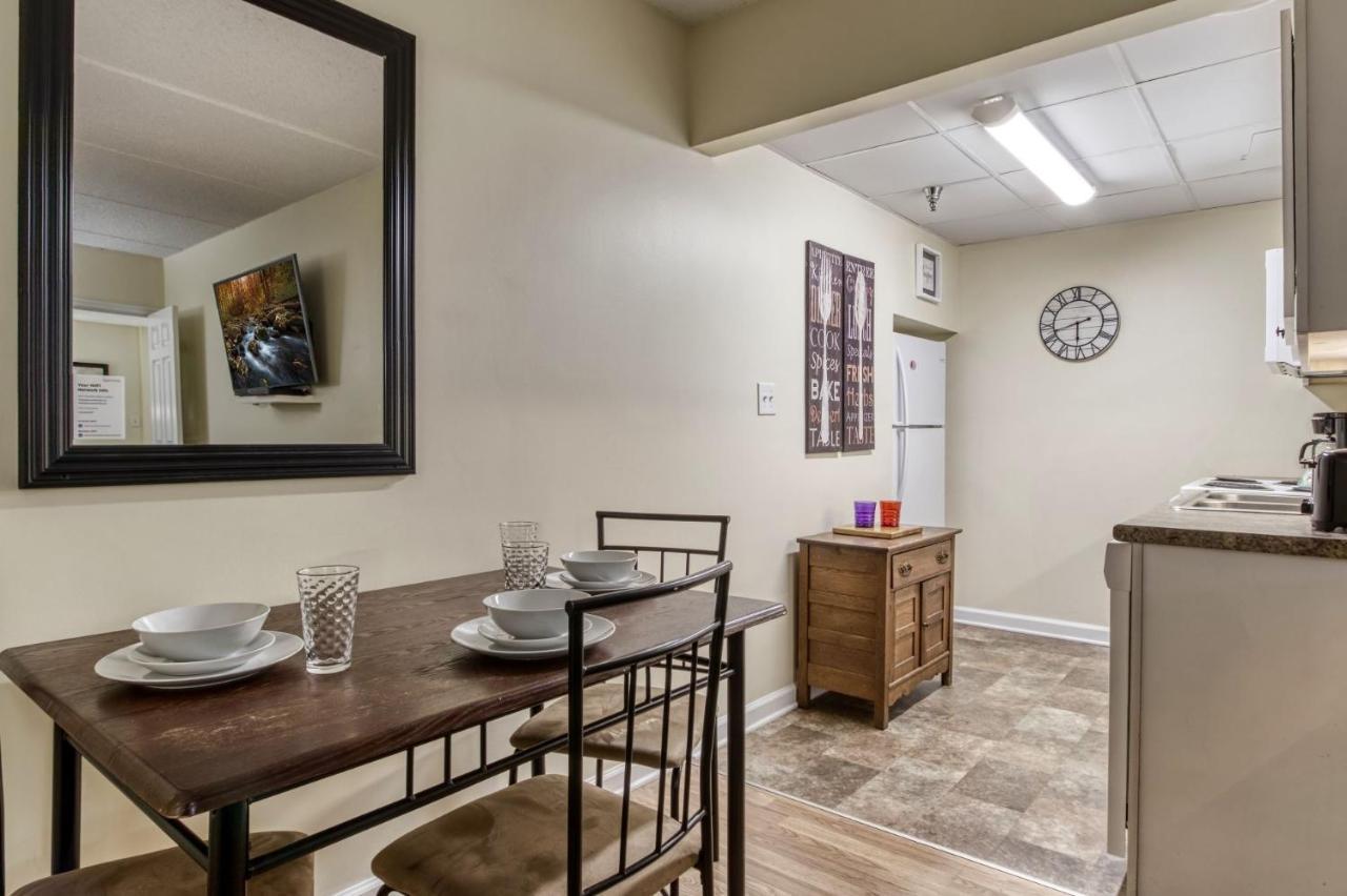Towers Unit 501 - Great Location! Close To Town! Apartment *