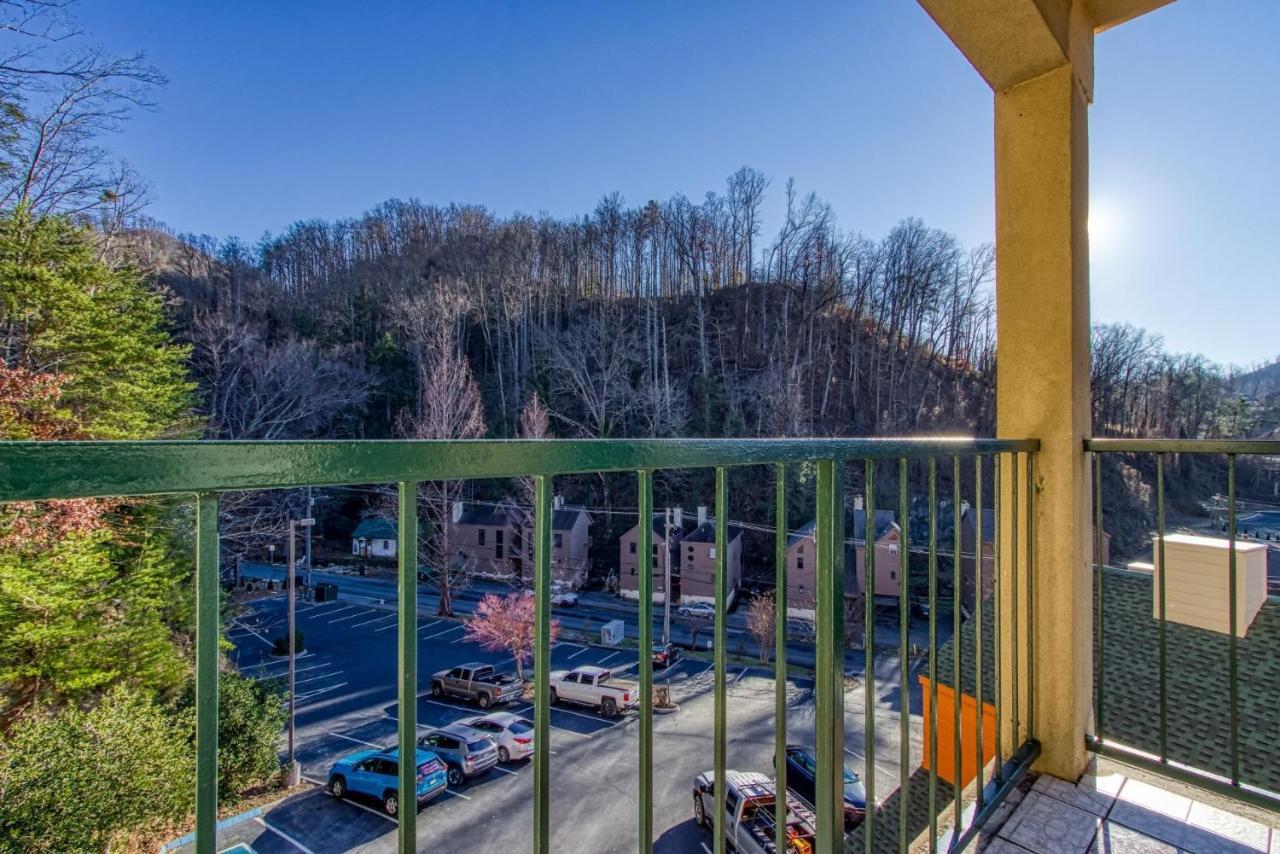 Towers Unit 501 - Great Location! Close To Town! * Gatlinburg