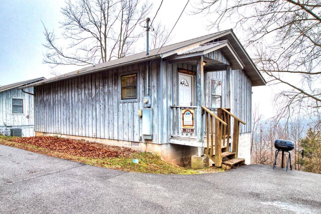 Holiday home Leconte View 2, 1 Bedroom, Mountain Views, Pool Table, Sleeps 2 *