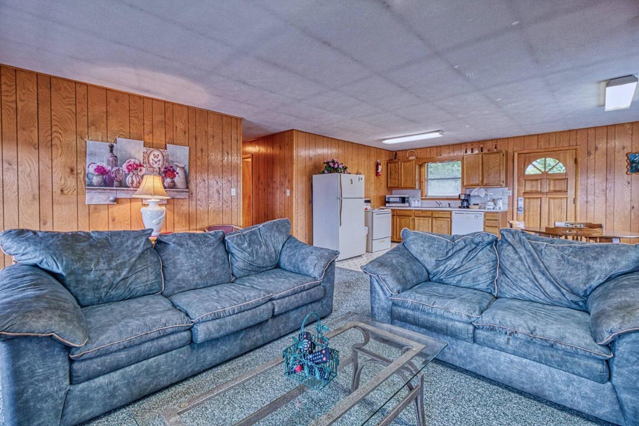 Park View 2, 2 Bedrooms, Mountain View, Hot Tub, Sleeps 4 Gatlinburg