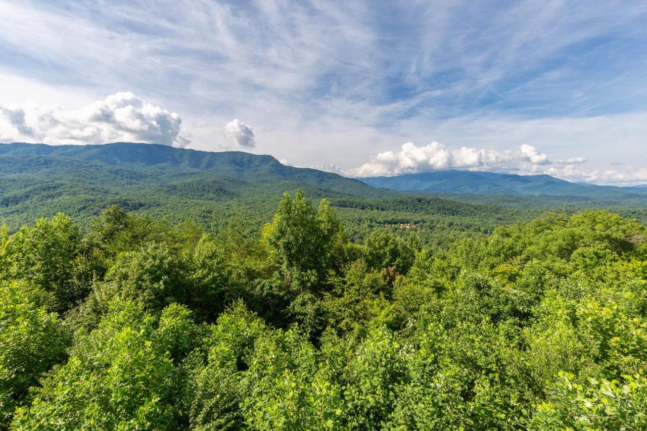 Deer Ridge Mountain D204 Gatlinburg